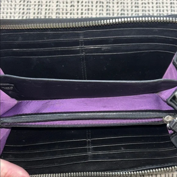 Coach Black Full Zip Leather Wallet - Picture 7 of 8